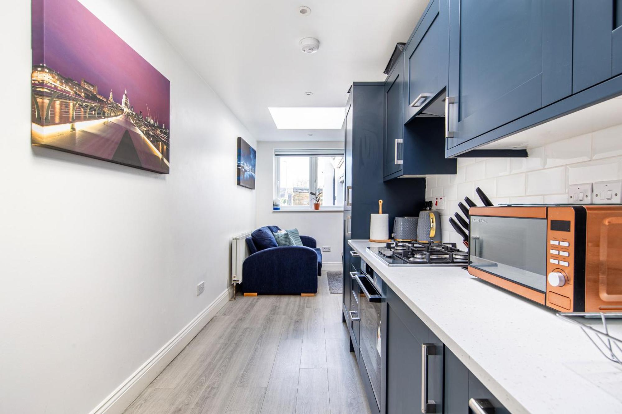 Cosy 1 Bed Apartment With Free Parking Close To Underground Station Zone 2 For Quick Access To Central London Up To 5 Guests Buitenkant foto